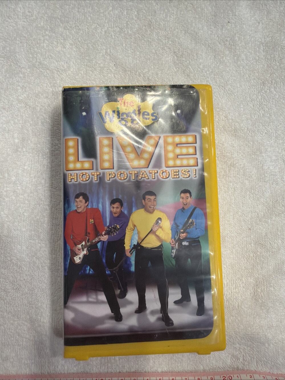 Vtg The Wiggles Live Hot Potatoes VHS Tape 2004 Kids Music Concert Clamshell